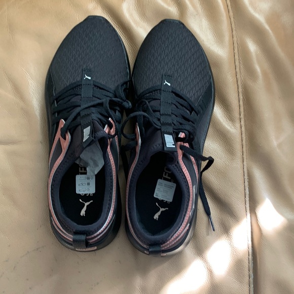 Puma Shoes - Puma woman sneaker